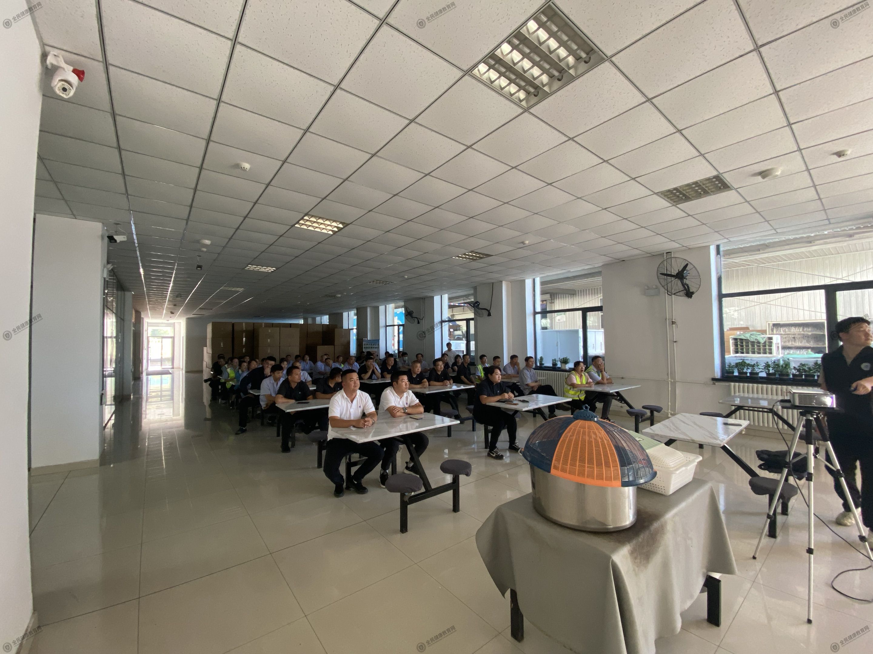 1757379591828396.jpg 新泉志和汽车饰品.jpg